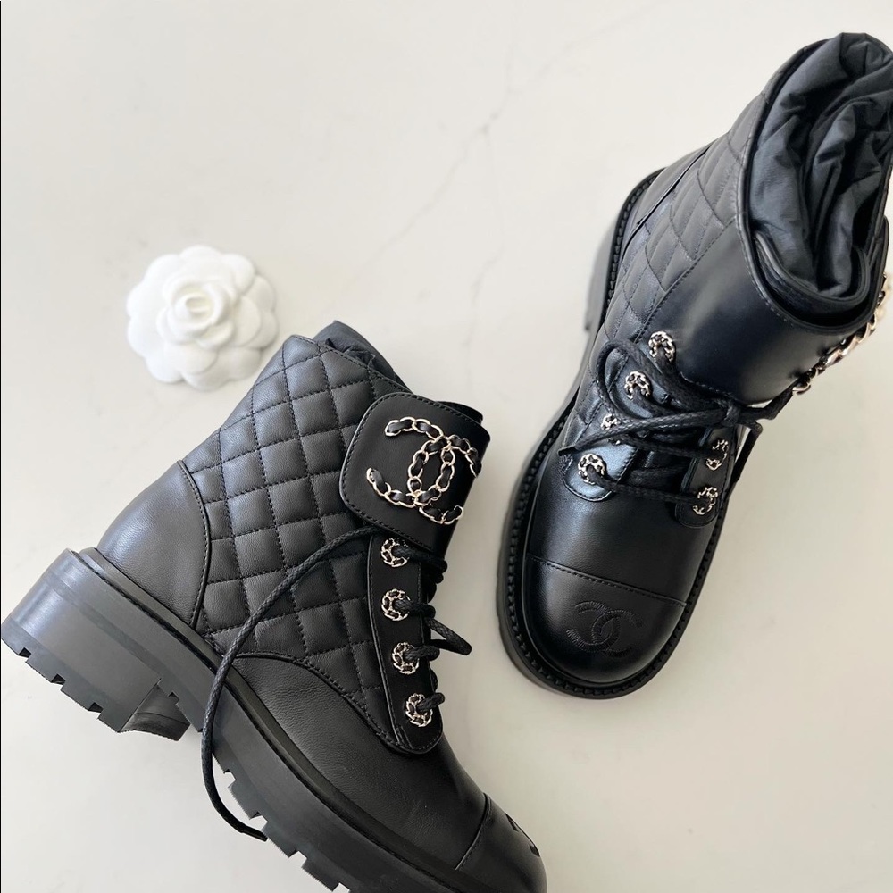 ❌SOLD❌CHANEL BOOTS